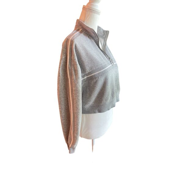BDG Urban Outfitters Womens Cropped Sweatshirt Small Pull Over Gray Casual EUC - Picture 6 of 11